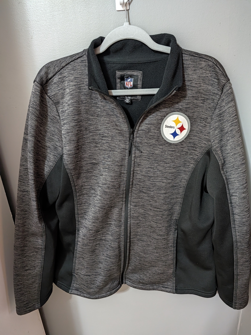 NFL Women's Heather Gray and Black Full-Zip Steelers Jacket